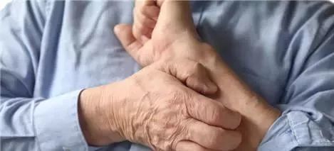 凡是皮膚病，都可用艾灸！艾灸止癢，濕疹瘙癢一掃光！